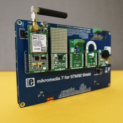 Mikroe Mikromedia 7 for STM32 Shield