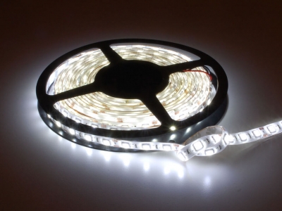 Soğuk Beyaz LED Hava Koşullarına Dayanıklı Esnek Şerit 60 LED - 1m